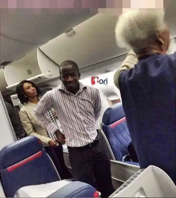Wole Soyinka Pictured on His Way Back to Nigeria After Saying He